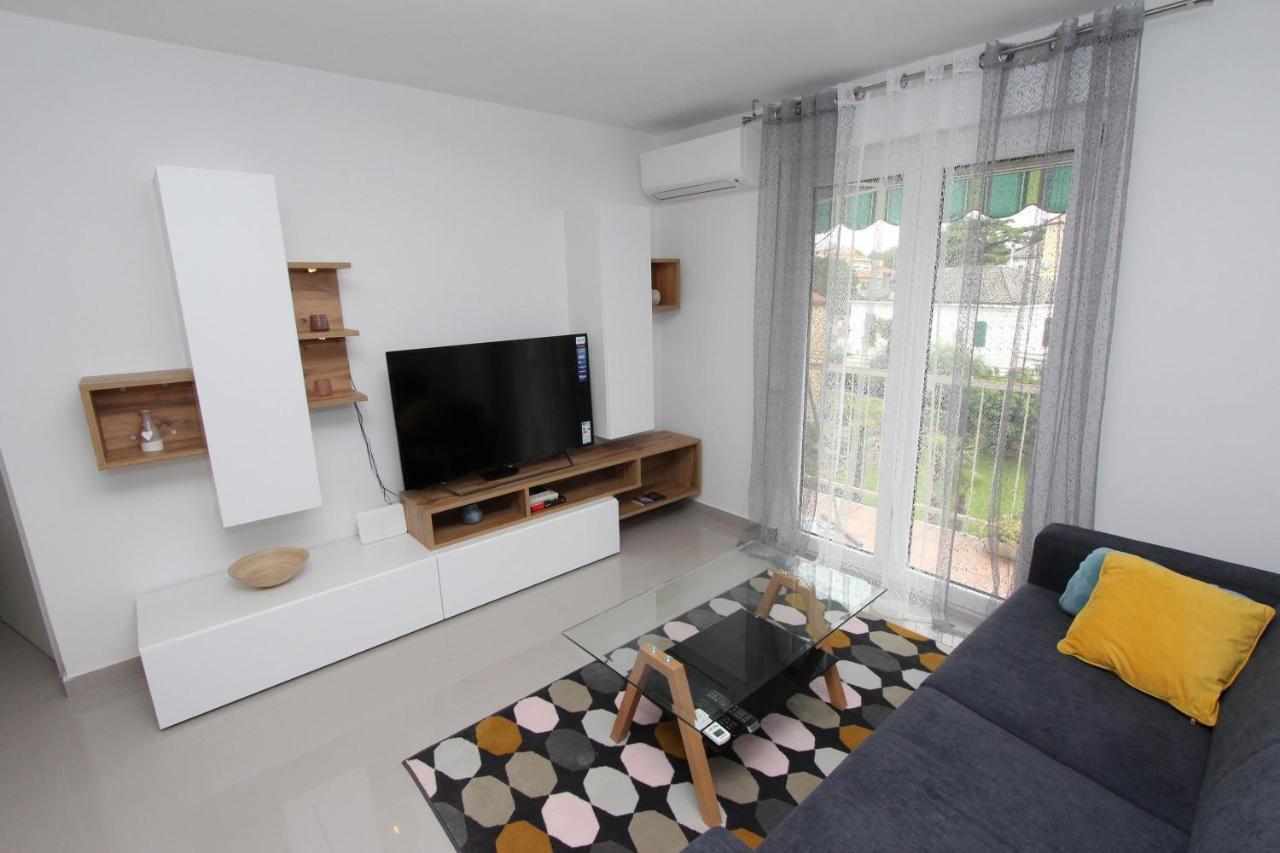Apartment Sorriso 2 Ровінь Екстер'єр фото