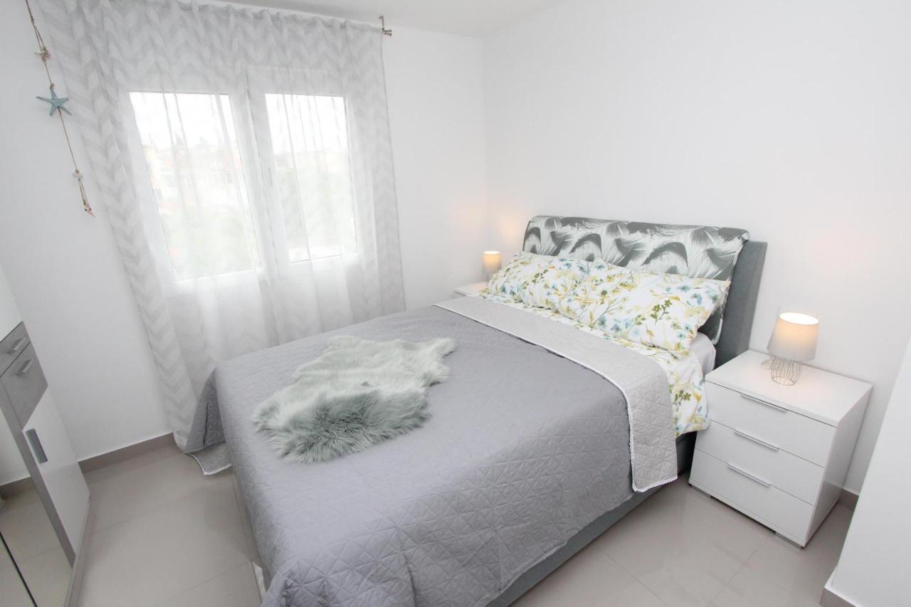 Apartment Sorriso 2 Ровінь Екстер'єр фото